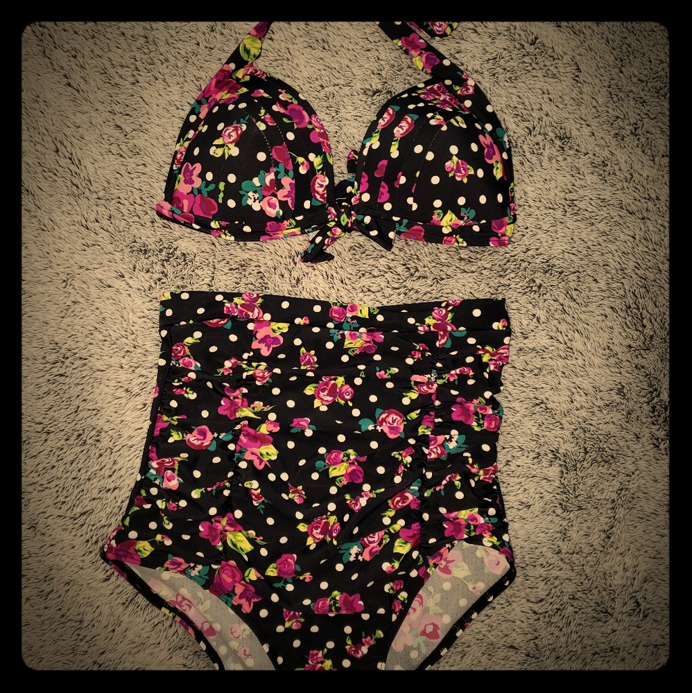 Bathing suit